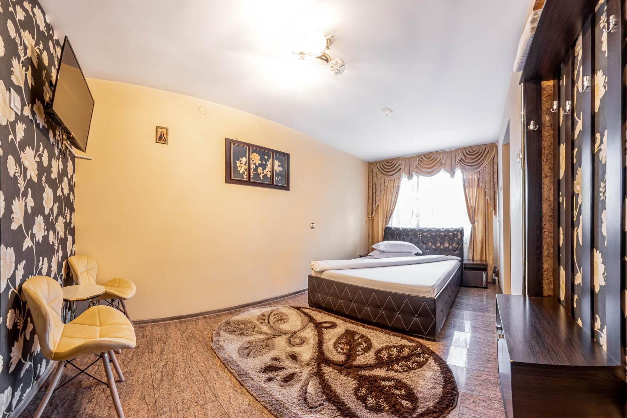 Pensiunea Mihaela-Transalpina Novaci-Străini Quarto foto